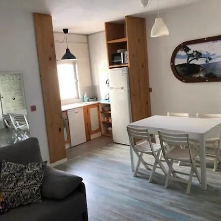 Gran Centro Pueblo 5 Personas