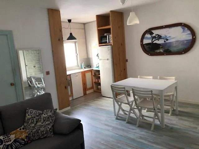 Gran Centro Pueblo 5 Personas